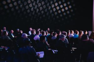 Email de prospection post-événement : 3 templates B2B qui génèrent 15-25% de réponses en 2026