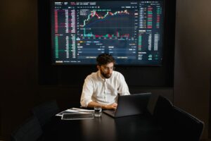 Intent Signals B2B : détecter les prospects chauds avant vos concurrents